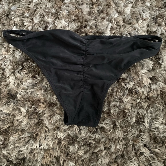 Runched Bikini Bottom - Picture 1 of 3